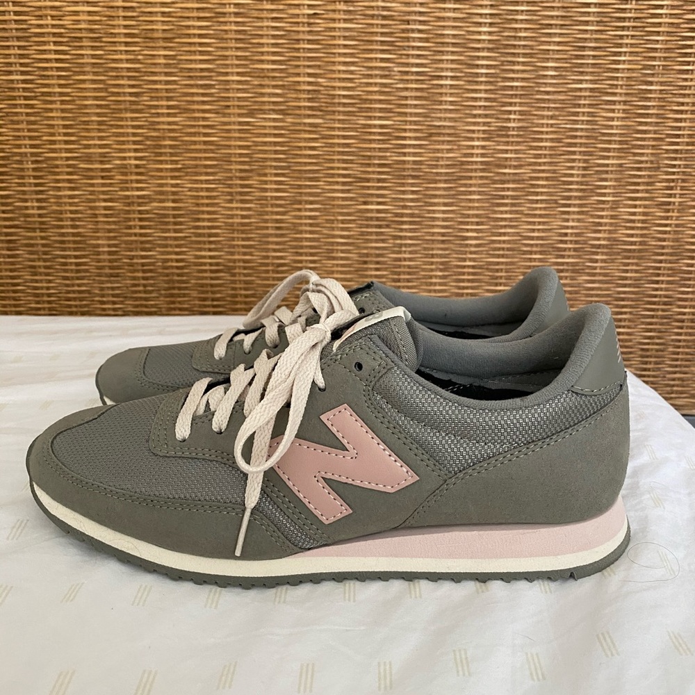 New balance sneakers